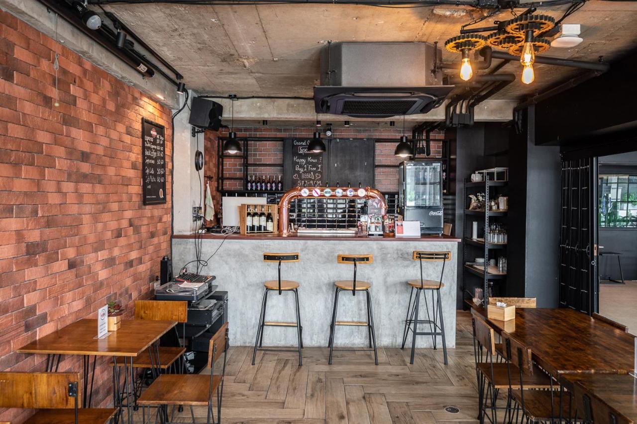 Loft Bangkok Hotel Экстерьер фото