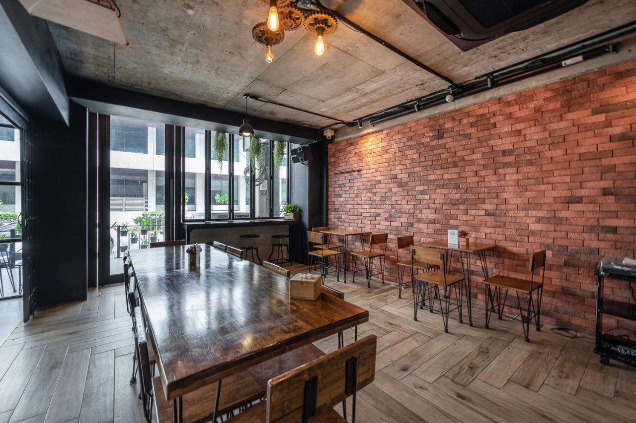 Loft Bangkok Hotel Экстерьер фото