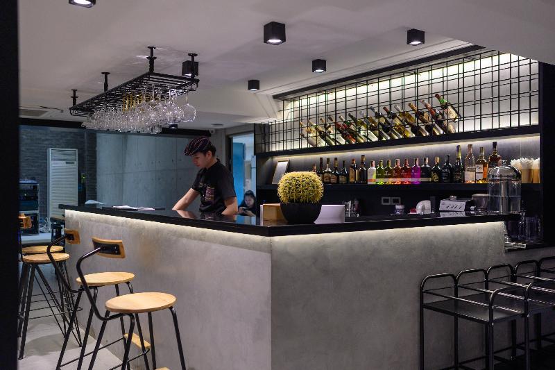 Loft Bangkok Hotel Экстерьер фото