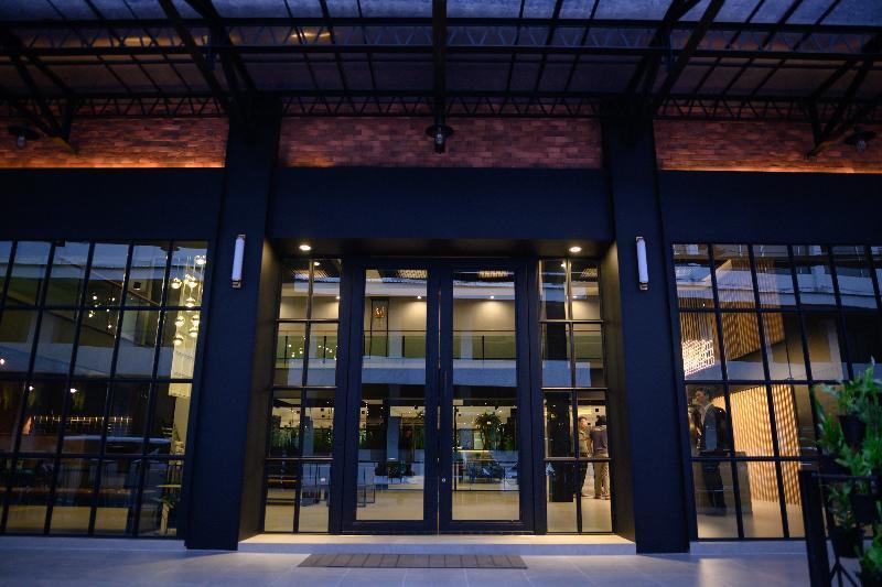 Loft Bangkok Hotel Экстерьер фото