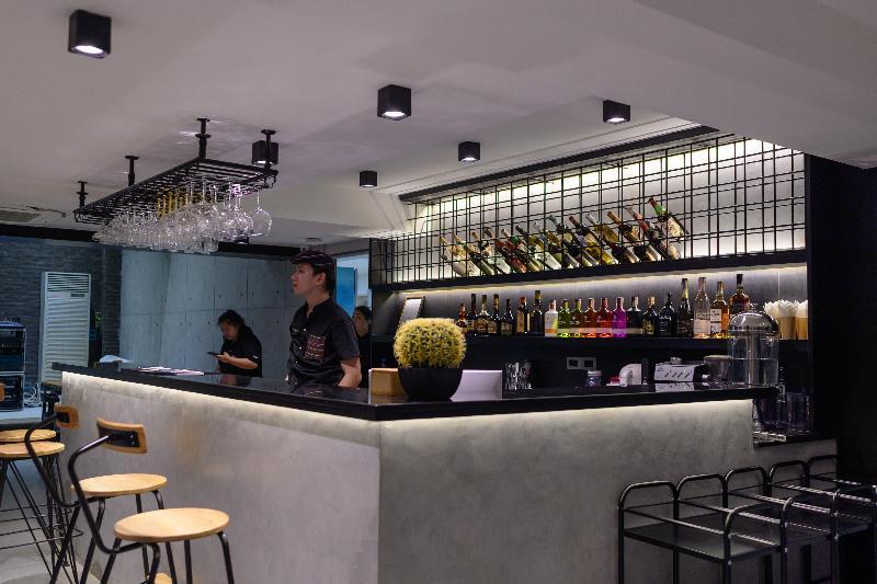 Loft Bangkok Hotel Экстерьер фото